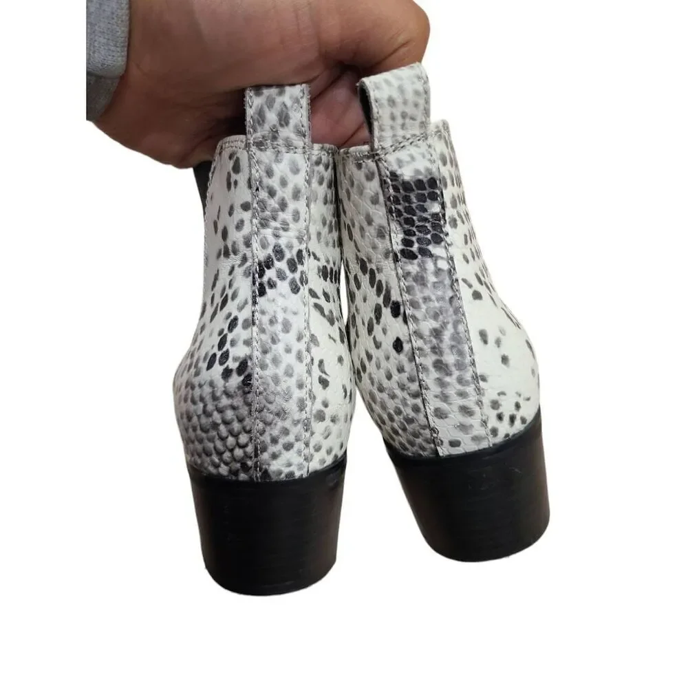 Blondo Emelia Bootie Boot Women's Size 8.5 M US Multicolor Waterproof Ankle Snak